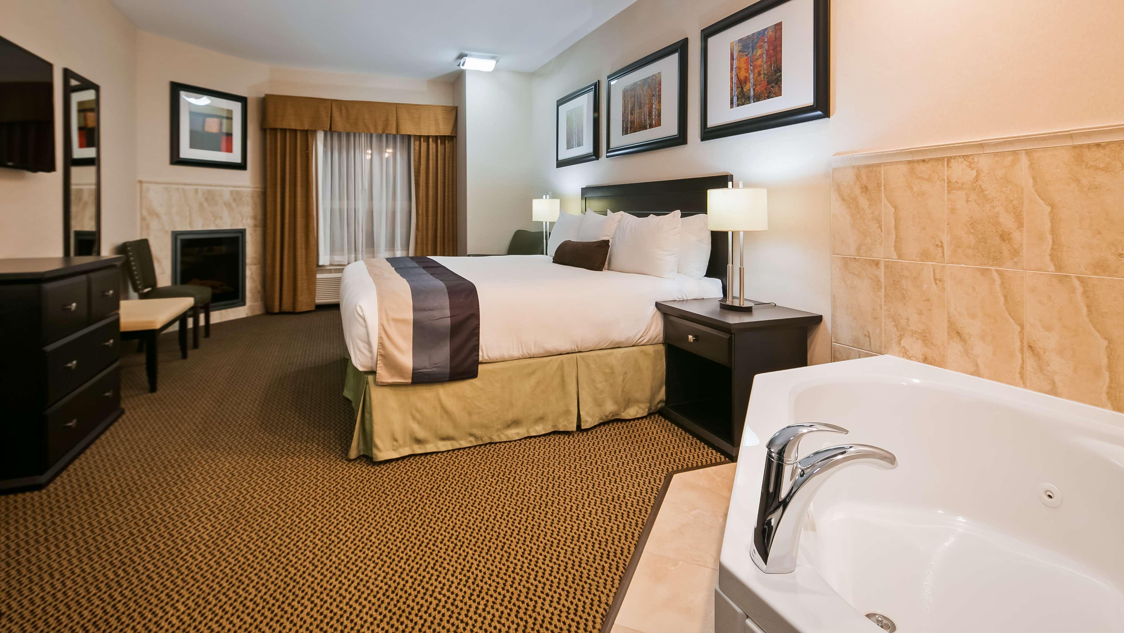 Best Western Wainwright Inn & Suites Dış mekan fotoğraf