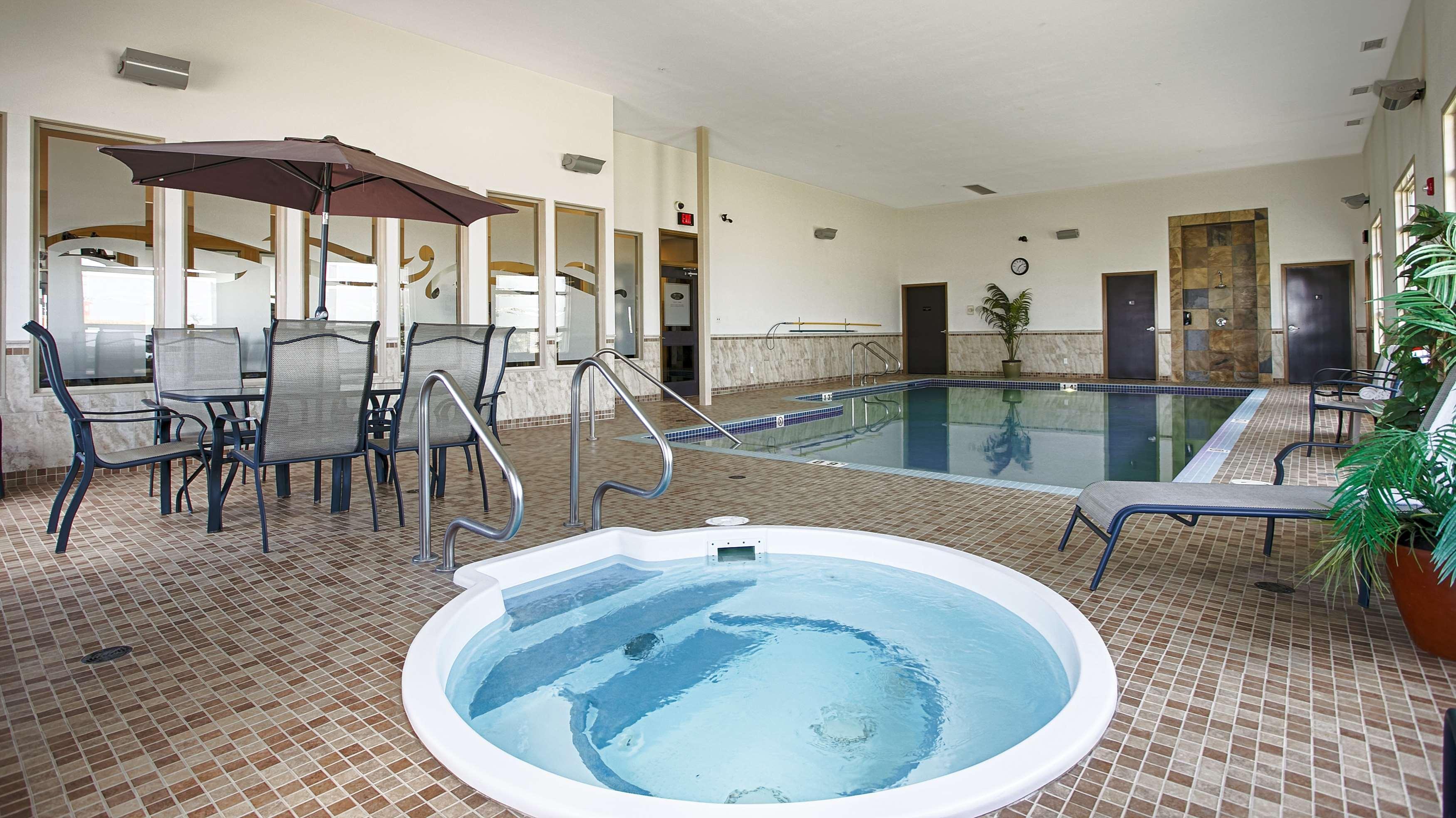 Best Western Wainwright Inn & Suites Dış mekan fotoğraf