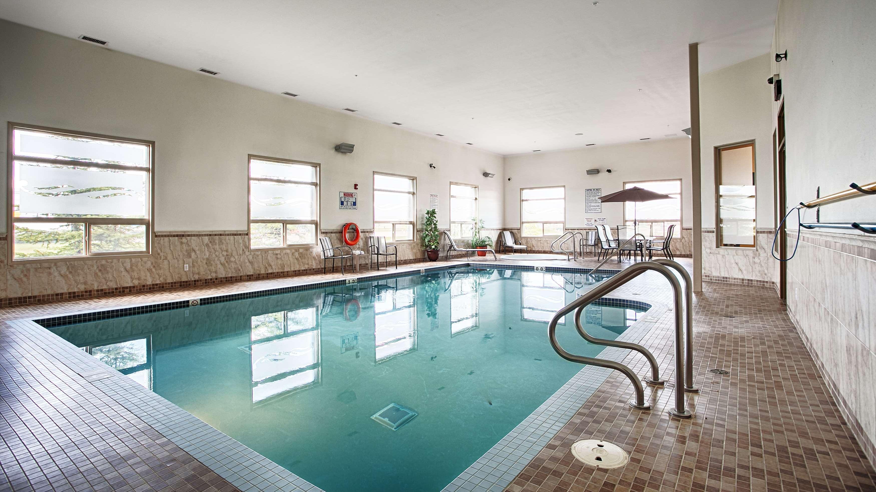 Best Western Wainwright Inn & Suites Dış mekan fotoğraf