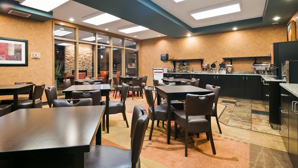 Best Western Wainwright Inn & Suites Restoran fotoğraf