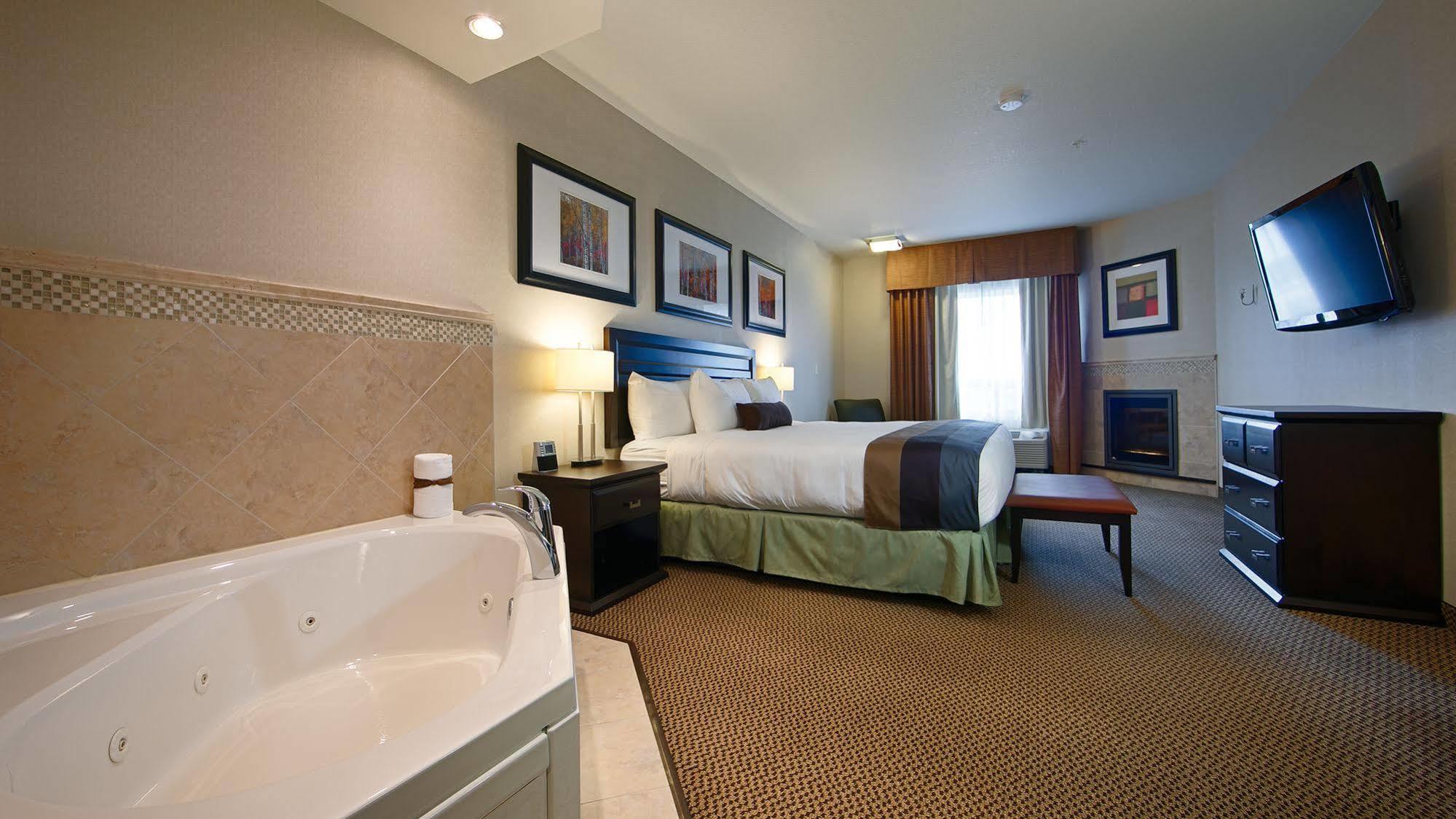 Best Western Wainwright Inn & Suites Dış mekan fotoğraf